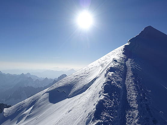Schmaler Grat am Mont Blanc